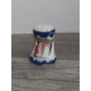 Geisha Girls in Garden Salt Shaker 2 3/8"